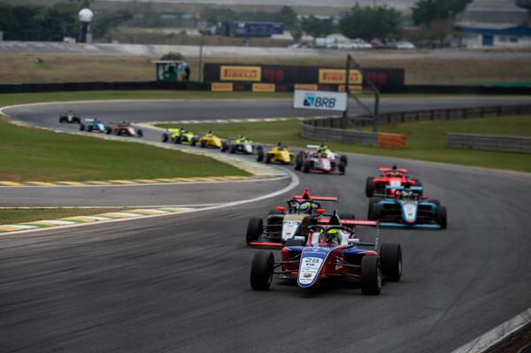 CBA e Vicar premiarão kartistas com teste no BRB Fórmula 4 Brasil certificado FIA