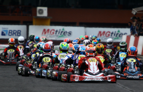 Campeonato Brasileiro de Kart tem o recordista André Nicastro 11 vezes campeão, um bicampeão, três tricampeões e nove novos campeões em Itu