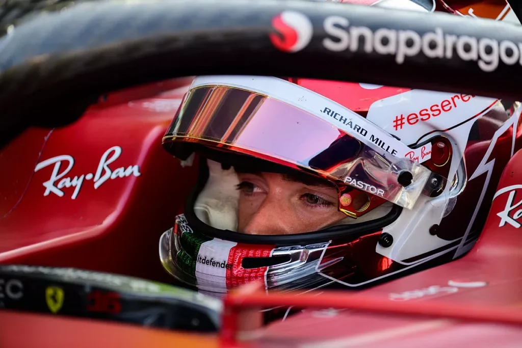 F1: Câmera de capacete estará disponível para todos os pilotos em 2023