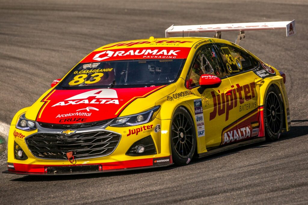 Gabriel Casagrande e Ricardo Maurício vencem em Interlagos pela Stock Car