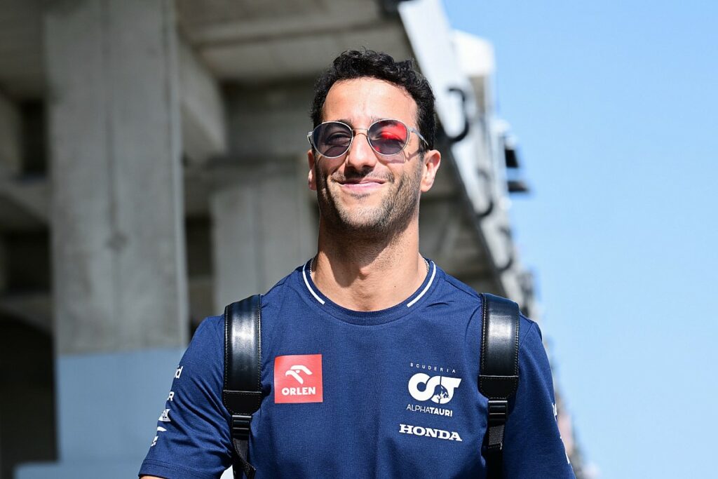 McLaren ainda paga Ricciardo? Brown explica acordo financeiro