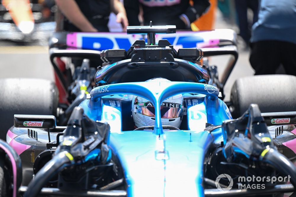 Esteban Ocon, Alpine A523, arrives on the grid