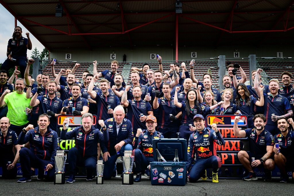 Horner revela que equipes tentam enfraquecer a Red Bull