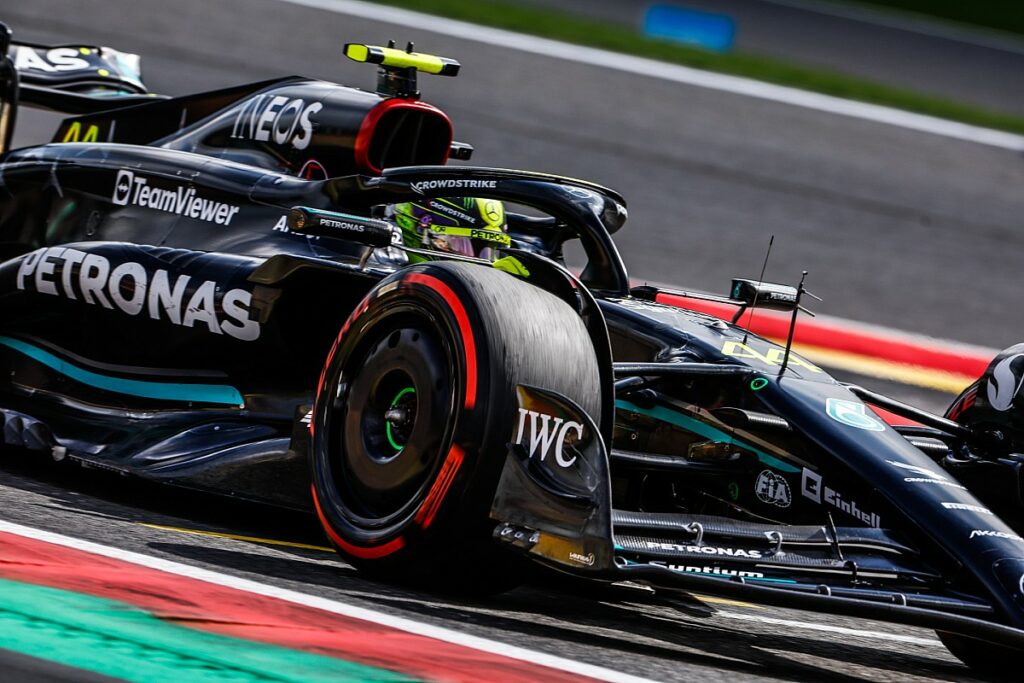 F1:Mercedes admite que teto orçamentário atrasa evolução do carro