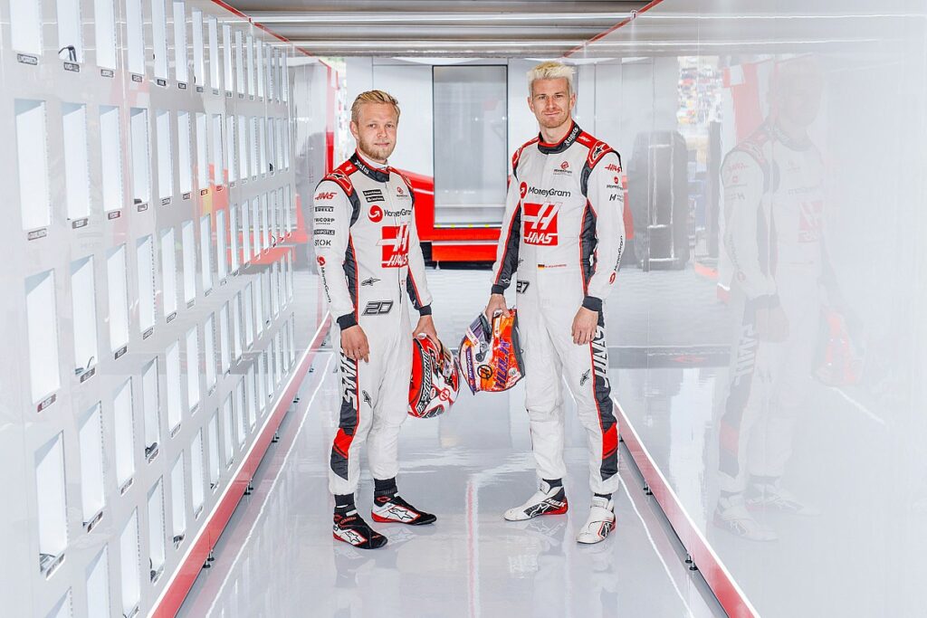 Haas mantém Hulkenberg e Magnussen para 2024