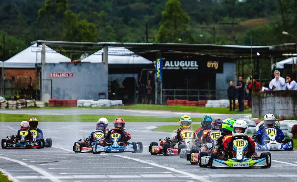 Grids cheios e chuva marcaram a 5ª etapa do Campeonato Carioca em Guapimirim