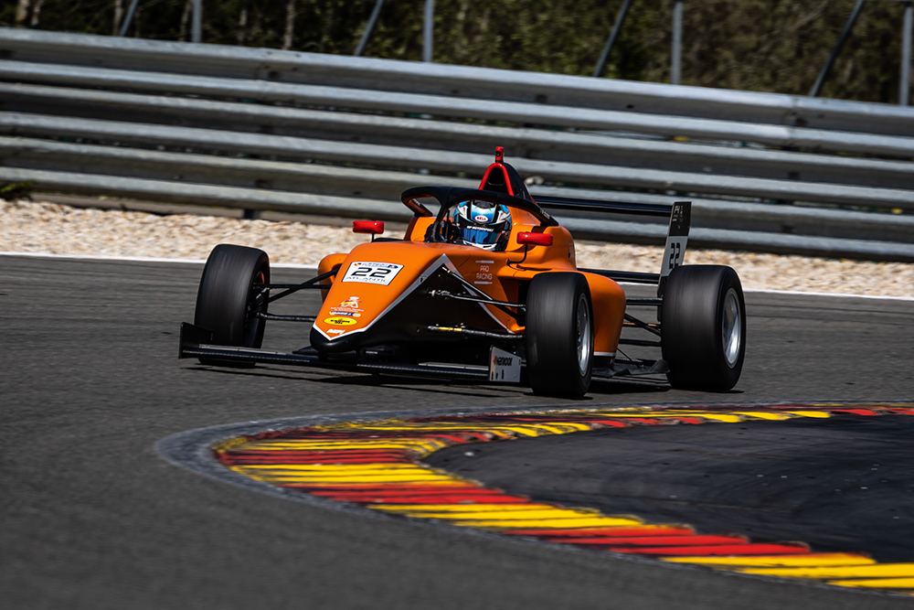 Destaque nos treinos da Fórmula 4 Espanhola em Portugal, Pedro Clerot acompanha o GP da Itália em Monza