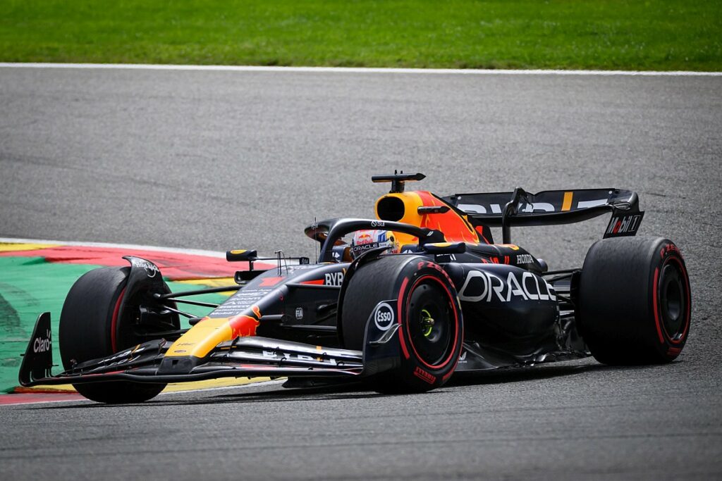 F1:Verstappen lidera TL1 na Holanda à frente de Alonso e Hamilton