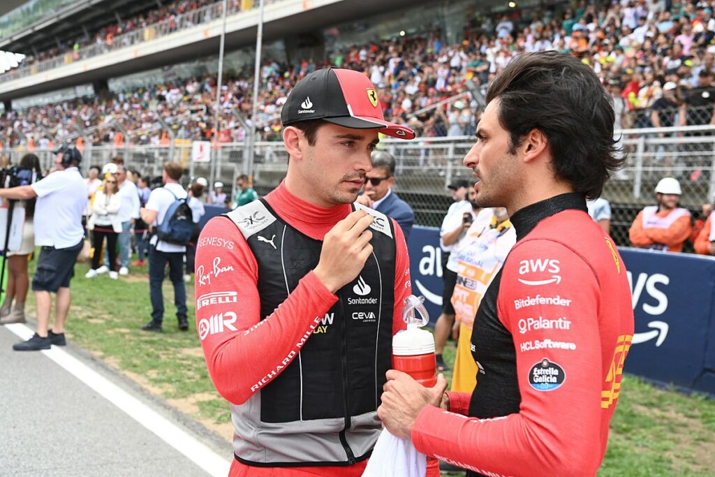 Leclerc vai renovar e Sainz negocia com equipe rival