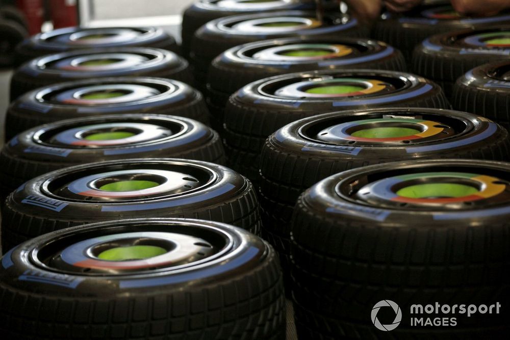 Pirelli tyres