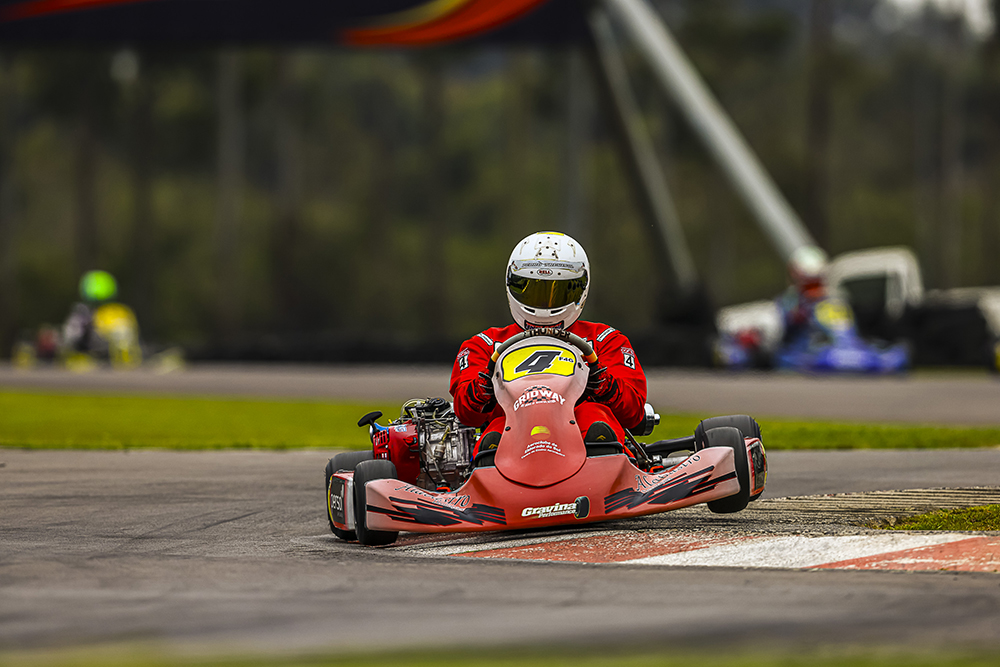 Thunder Technology conquista oito vitórias em final de semana de preparação para o Campeonato Brasileiro