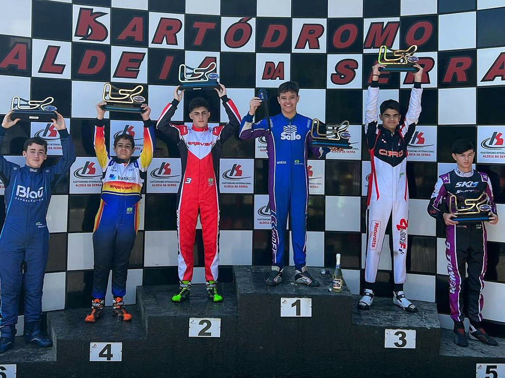 Firás Fahs comemora 2º lugar na Júnior em sua estreia no Kartódromo Aldeia da Serra