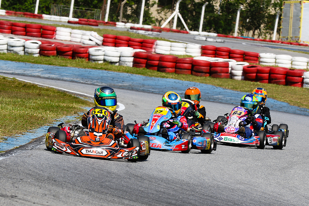 Lourenço Varela marcou a pole e venceu na 2ª etapa do Campeonato Mineiro