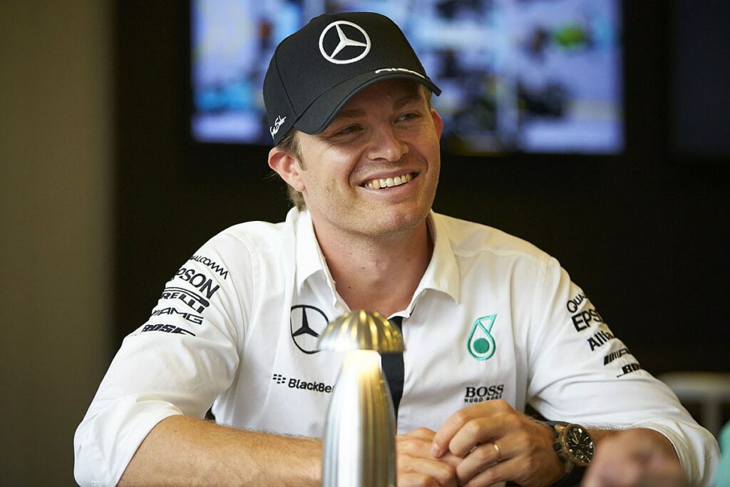 Rosberg insinua que venceria Verstappen na mesma equipe