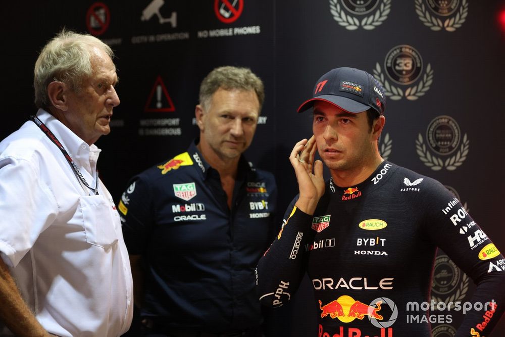 Helmut Marko, Consultant, Red Bull Racing, Christian Horner, Team Principal, Red Bull Racing, Sergio Perez, Red Bull Racing