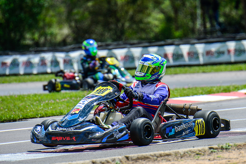 Show de ultrapassagens levou Nicollas Loretti a um vice e a um 3º lugar no Campeonato Brasileiro