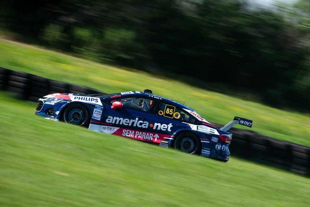 Stock:Salas lidera TL1 em Buenos Aires com o top 4 a menos de 0s1