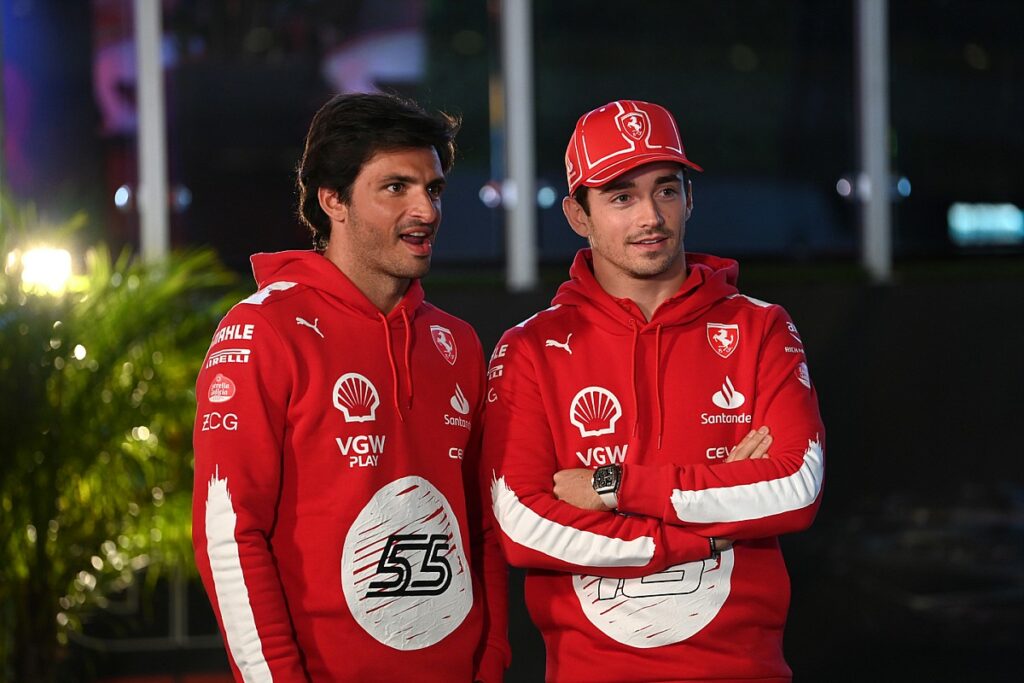 Presidente da Ferrari fala sobre futuro de Sainz e Leclerc