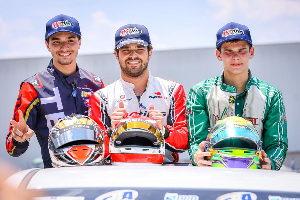 Pedro Piquet faz recuperação épica e leva o título na Shifter Graduados; Grigatti e SG também são campeões