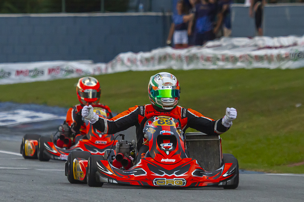 Campeão na Graduados, Rafael Croce leva a GG Motorsport ao seu quinto título no Campeonato Brasileiro