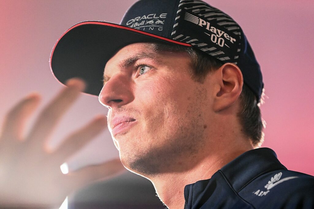 Verstappen terá que pagar valor recorde pela superlicença