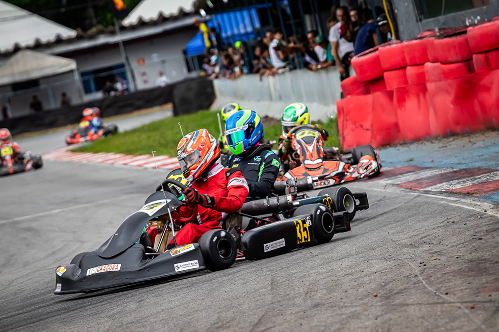 Murilo Diniz foi 3º na F4 Júnior e conquistou pódio na rodada final do Light