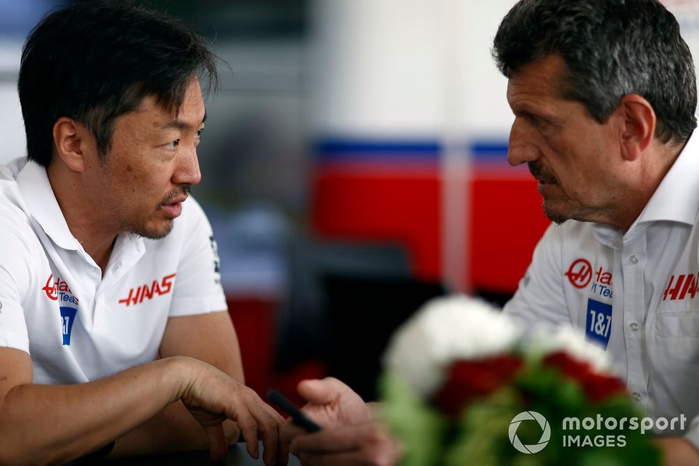 Ayao Komatsu, Chief Engineer, Haas F1, Guenther Steiner, Team Principal, Haas F1 