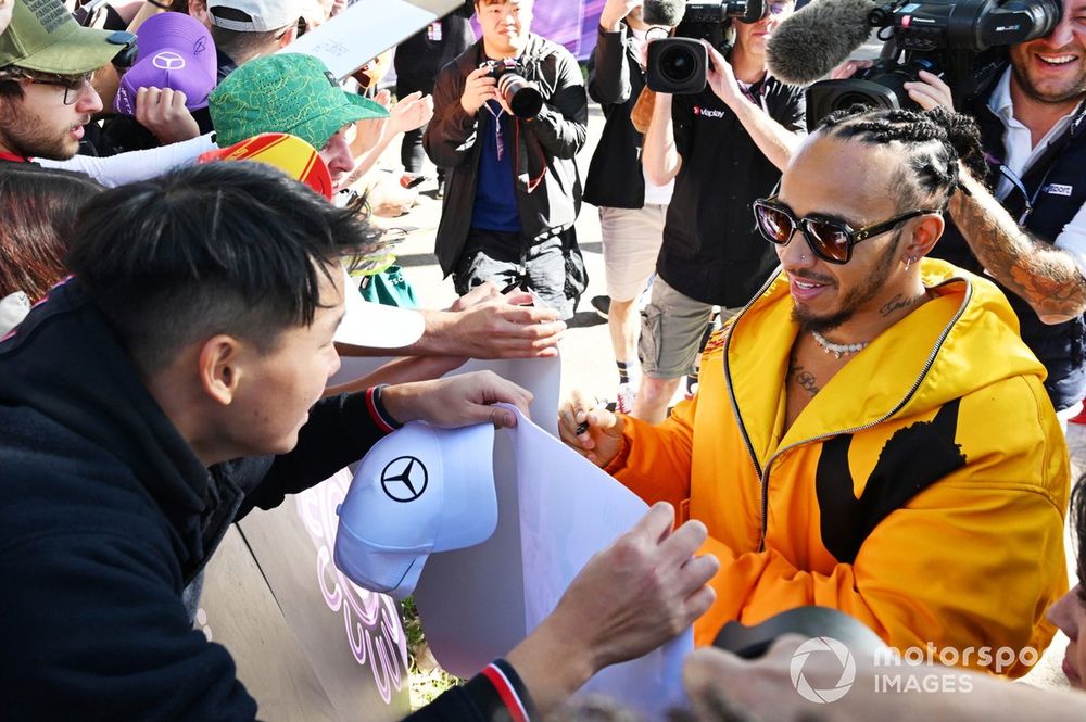 Lewis Hamilton, Mercedes-AMG F1 Team, signs autographs for fans