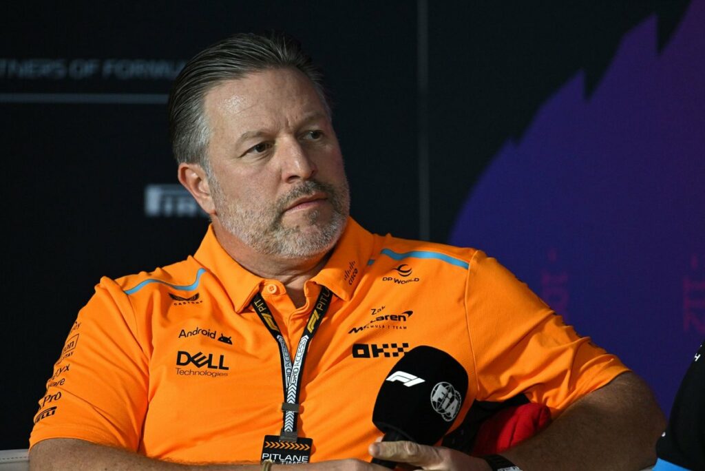Zak Brown assina contrato para permanecer até 2030 na McLaren