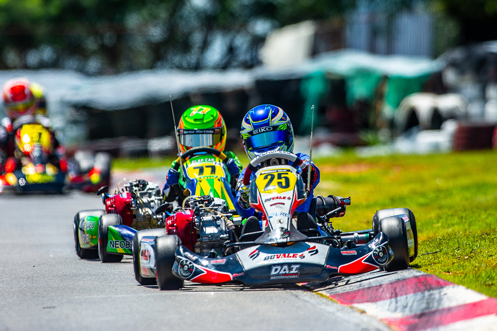 Miguel Silva amplia liderança na Copa São Paulo Light com nova vitória na F4 Júnior