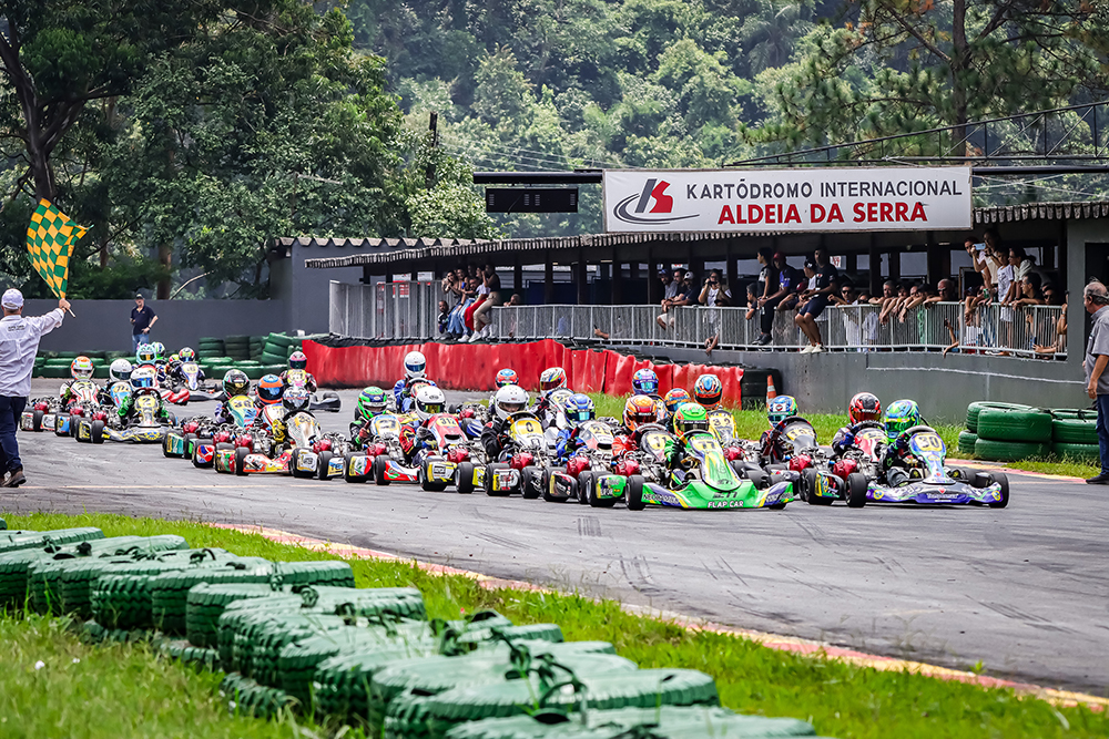 V11 Aldeia Cup terÃ¡ 2Âª etapa neste domingo em traÃ§ado inÃ©dito no KartÃ³dromo Aldeia da Serra