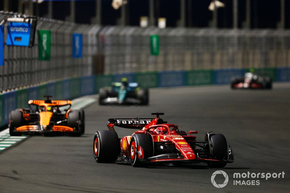 Charles Leclerc, Ferrari SF-24, Oscar Piastri, McLaren MCL38, Fernando Alonso, Aston Martin AMR24