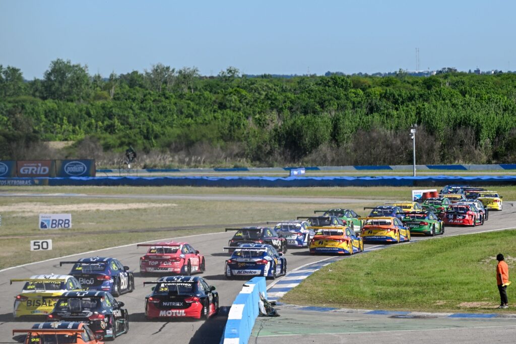 Veja corrida principal da etapa do Uruguai da Stock Car