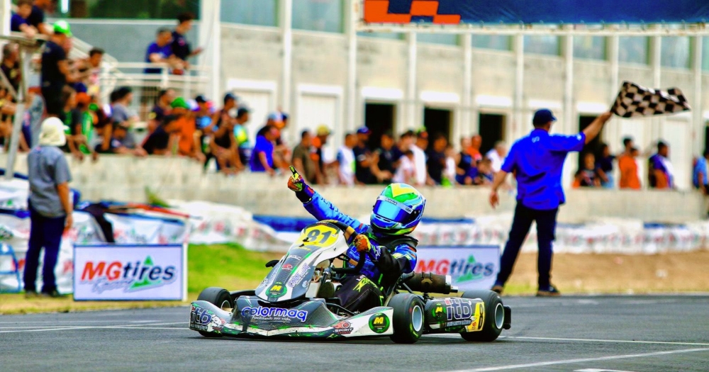 Terceiro colocado na F4 Júnior, Leonardo Ramires subiu no pódio e foi um dos destaques do Grupo 1 do Campeonato Brasileiro