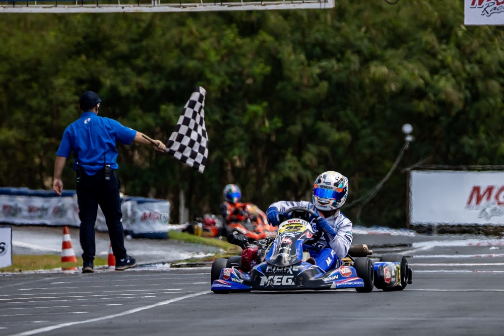 Murilo Fiore chegou ao tricampeonato brasileiro após vitória na Final da Super F4