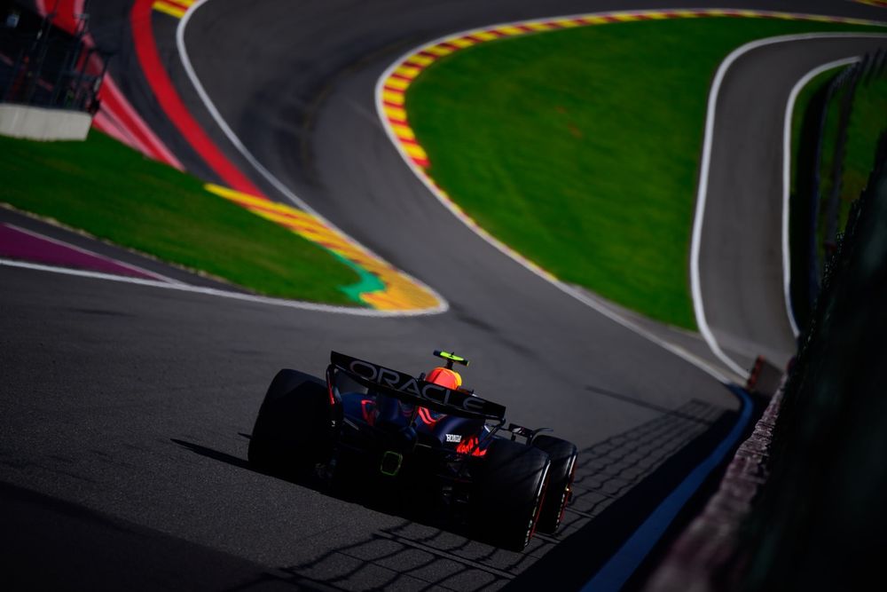 Sergio Perez en route to a Fastest Lap at the 2024 Belgian Grand Prix, Red Bull Racing RB20