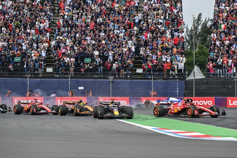 Max Verstappen, Carlos Sainz, Lando Norris, Charles Leclerc, Yuki Tsunoda