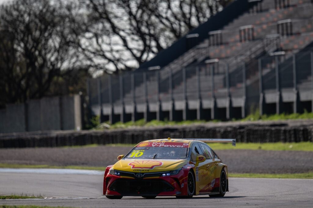 Zonta estreia no Uruguai e mira se manter no top 5 da Stock Car