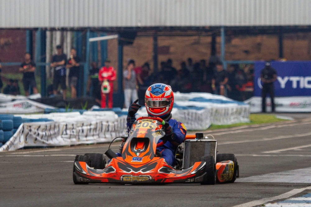 GG Motorsport é campeã da Graduados no Campeonato Paranaense com Gabriel Sano