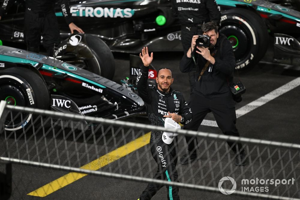 Lewis Hamilton, Mercedes-AMG F1 Team, 2nd position, celebrates in Parc Ferme 