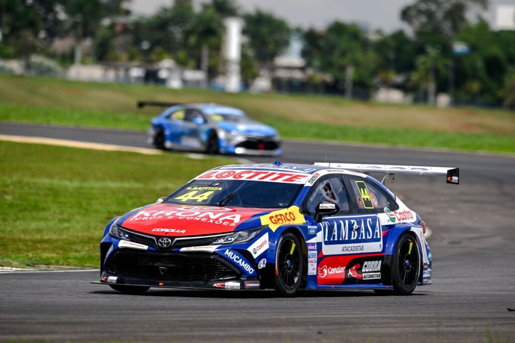 Bruno Baptista inicia etapa de Goiânia na frente