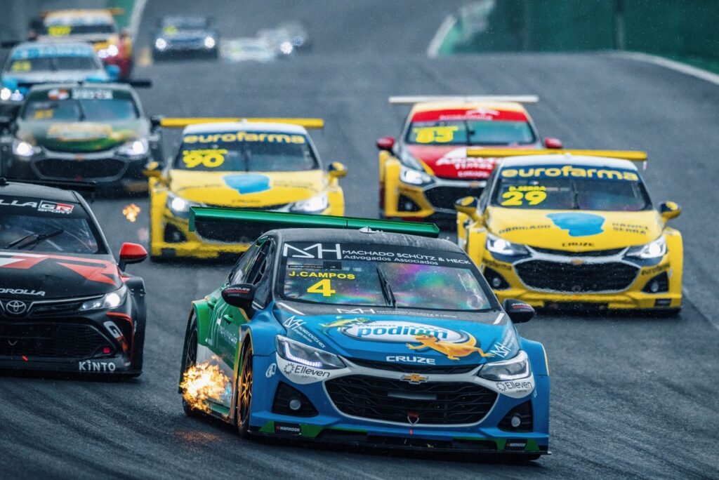 Montadoras definem equipes para temporada 2025 da Stock Car