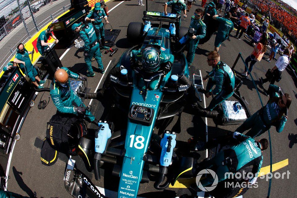 Lance Stroll, Aston Martin AMR24, on the grid