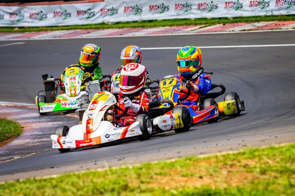 Campeão sul-americano, Pedro Campos fecha o ano com vice e com pódios no Grupo 3 do Campeonato Brasileiro