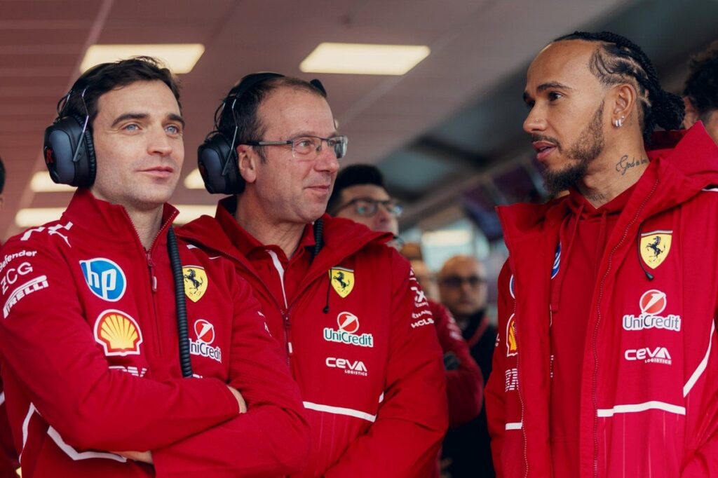 F1 – Montoya sugere Leclerc segundo piloto na Ferrari: "Concentrar tudo em Hamilton"