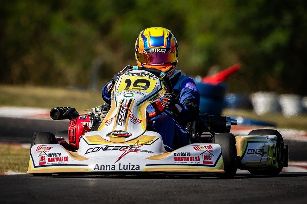 Anna Luiza Pimpão iniciou o ano com boas disputas na V11 Cup