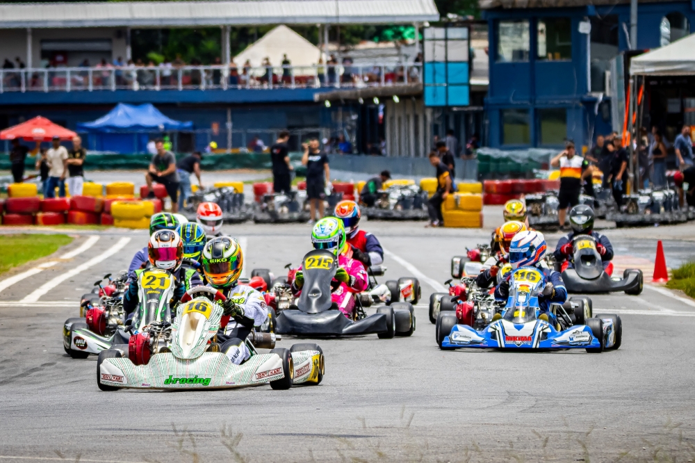 V11 Cup abriu temporada com nomes fortes em Interlagos e anuncia a antecipação da 2ª etapa