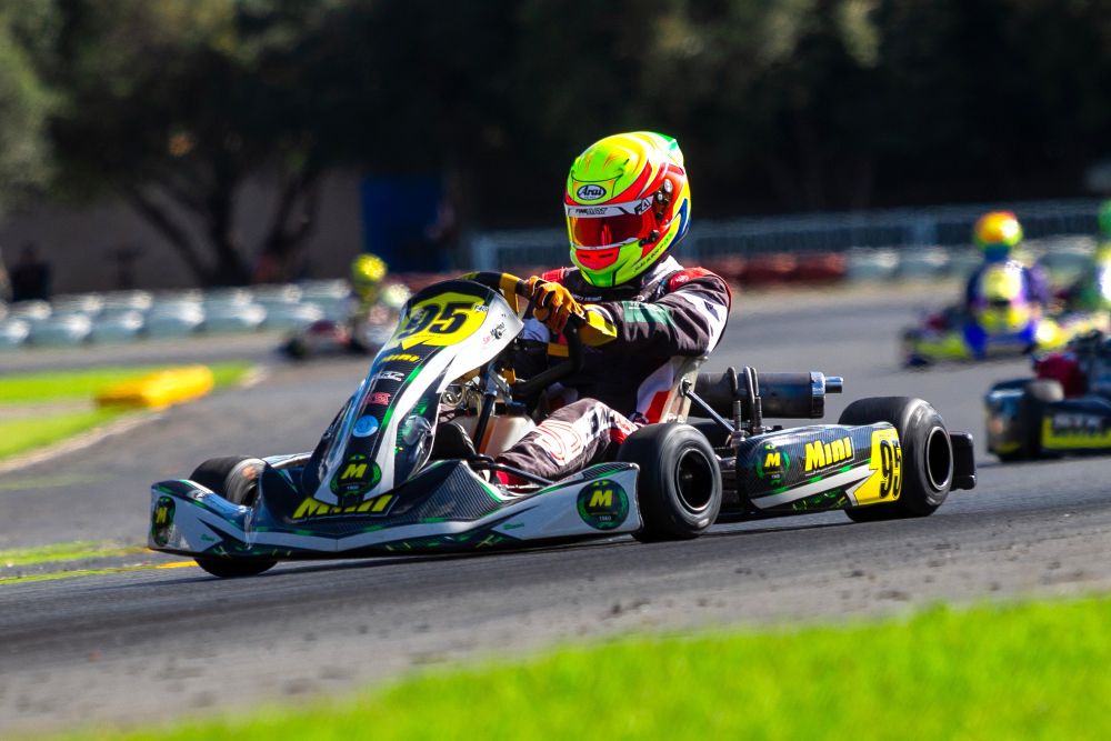 JoÃ£o AlÃ©cio inaugurou sua parceria com a Kart Mini com pÃ³dio na 1Âª etapa do Campeonato San Marino