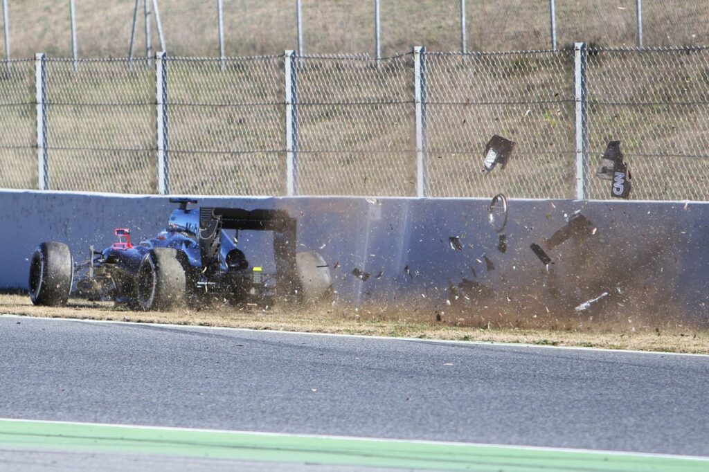 Carro de seis rodas, batida de Alonso e mais: Confira dez surpresas dos testes de pré-temporada da história da F1