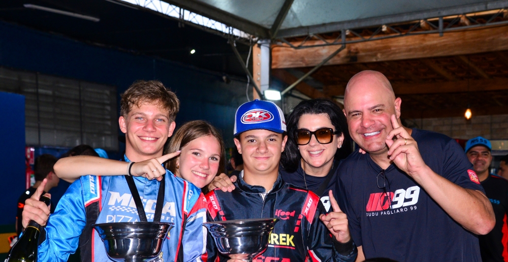 Mega Kart teve sábado com vitórias, pole e volta mais rápida na 2ª etapa da Copa São Paulo Light